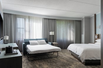 Suite, 1 Bedroom, Accessible Bathtub