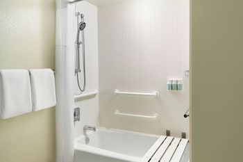 Suite, 1 King Bed with Sofa bed (Mobility/Hearing Accessible, Tub)