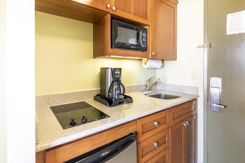Suite, 1 Bedroom, Ocean View (2 Twin Beds)