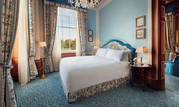 Suite, Corner (Hyde Park)