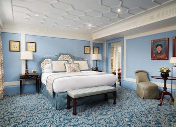 Suite (Grosvenor)