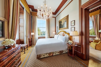 Suite, Corner (Hyde Park)