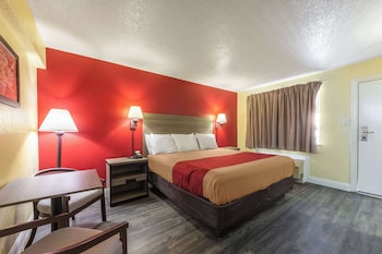 Standard Room, 1 Queen Bed, Non Smoking