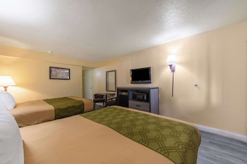 Standard Room, 2 Queen Beds, Non Smoking