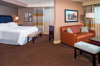 Junior Suite, 1 King Bed with Sofa bed
