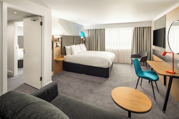 Standard Room, 1 King Bed, Accessible