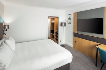 Standard Room, 1 Queen Bed with Sofa bed