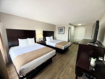 Room, 2 Queen Beds, Non Smoking