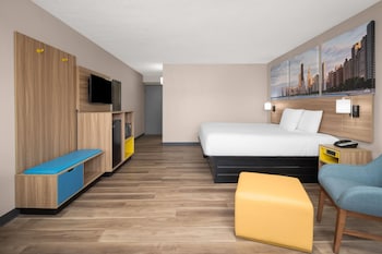 Deluxe Room, 1 King Bed, Non Smoking
