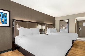Standard Room, 2 Queen Beds, Non Smoking