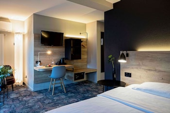 Premium Single Room