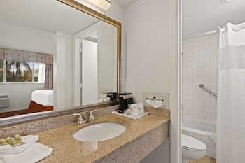 Standard Suite, Multiple Beds, Smoking, Refrigerator (with Sofabed)