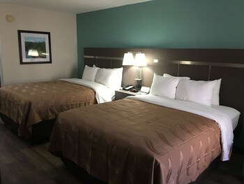 Room, 2 Queen Beds, Non Smoking