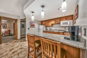 Room, 1 Bedroom, Kitchenette