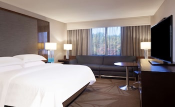 Room, 1 King Bed (Concierge Floor)