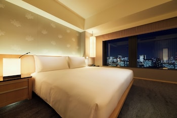 Executive Suite King, Non Smoking (Breakfast & Club Lounge Access Included)