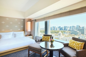 Club Deluxe King, Non Smoking (Breakfast & Club Lounge Access Included)