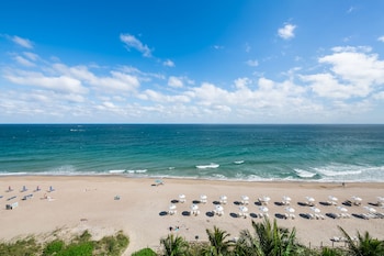 Ocean Front Room, 2 Double Beds