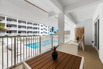 Ocean Front Room, 1 King Bed