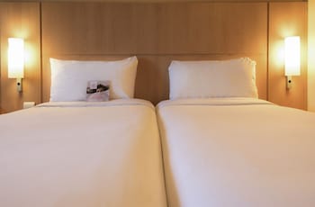 Standard Room, 2 Twin Beds