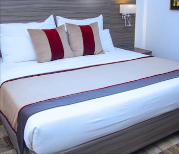 Suite, 1 King Bed (Executive room)