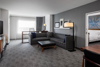 Suite, 1 Bedroom (Hearing Accessible)