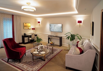 Grand Suite, 1 King Bed, Terrace, City View