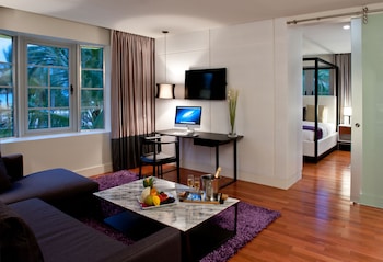 Leslie Ocean Suite