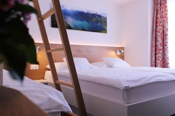 Superior Quadruple Room, Mountain View, Mountainside