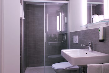 Superior Quadruple Room, Mountain View, Mountainside