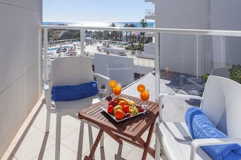 Double Room, Terrace, Partial Sea View