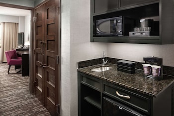 Suite, 2 Double Beds, Accessible, Bathtub