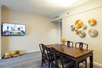 Family Suite (Triple)