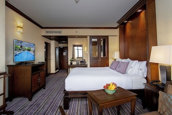 Grand Deluxe King Bed