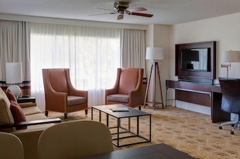 Suite, 1 Bedroom (Balcony)