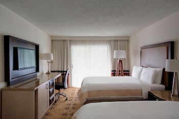 Room, 2 Double Beds, Tower (Mobility Accessible, Roll-In Shower)