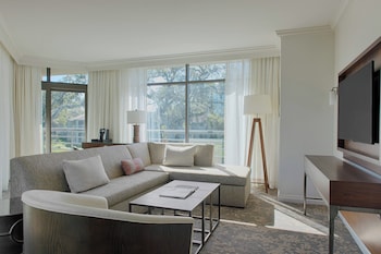 Signature Suite, 1 Bedroom, Resort View