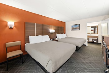 Standard Room, 2 Queen Beds, Non Smoking
