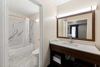 Suite, Multiple Beds, Non Smoking