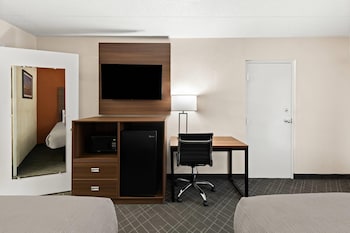 Standard Room, 2 Queen Beds, Non Smoking