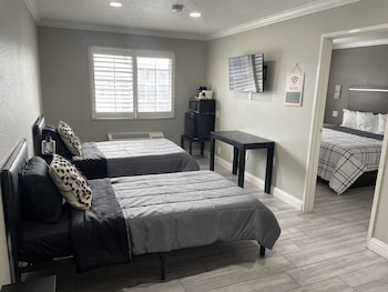 Elite Studio Suite