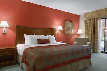 Standard Room, 1 King Bed, Accessible