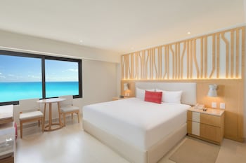 Deluxe Room, Ocean View