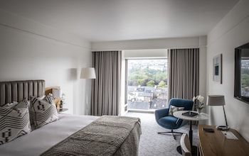 Deluxe Room, 1 King Bed
