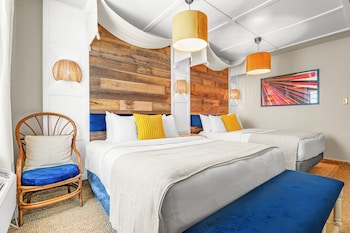 Standard Double Room, 2 Queen Beds, Balcony, Lagoon View
