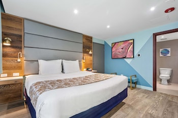 Panoramic Room, Multiple Beds, Balcony, Lagoon View