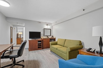 Suite, 1 Bedroom, Non Smoking (Upper Floor)