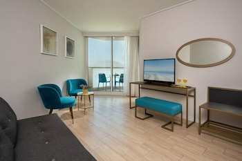 Deluxe Family Sea View