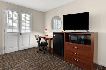Business Room, 2 Double Beds, Non Smoking