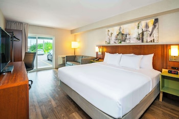 Room, 1 King Bed with Sofa bed, Non Smoking